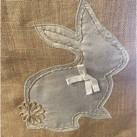 Burlap Easter/Spring  Table Runner - Picture 4 of 8